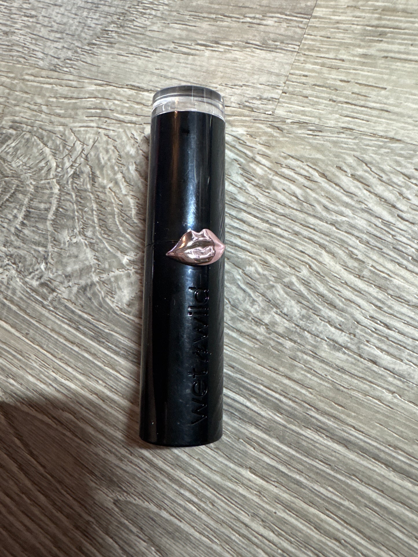 Wet n Wild megalast Matte Lipstick 1111402 Never Nude