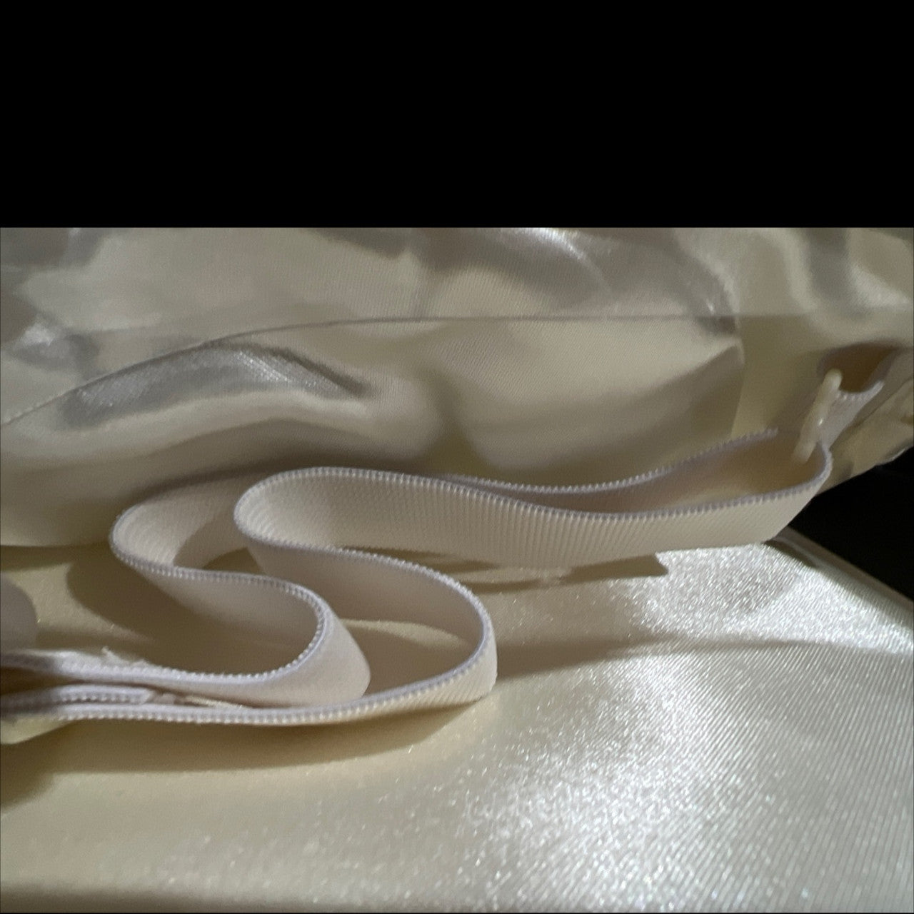 Beauty Sleep satin sleep set in ivory with box