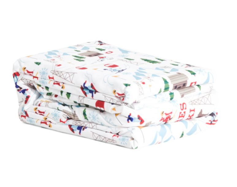 Ski mountain printed queen sheet set folded with matching fabric carry pouch
Printed ski mountain flat sheet and fitted sheet with coordinating pillowcases
Queen sheet set with alpine ski lodge pattern and storage pouch