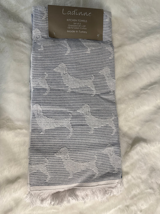 Set of 3 Oversized Turkish Cotton Towels – Dog Design, 20” x 30”