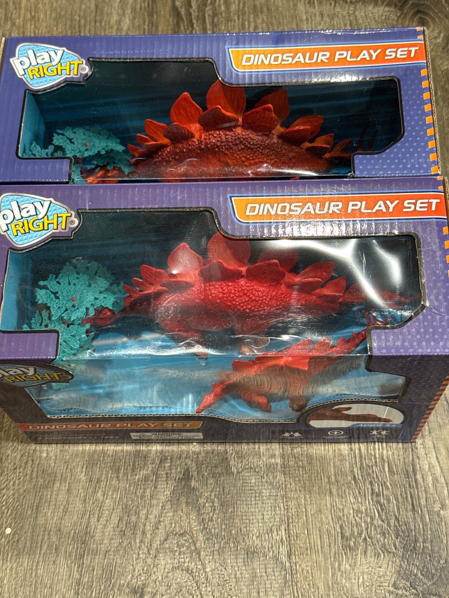 Play RightStegosaurs Dinosaurs W/Tree Interactive Sets