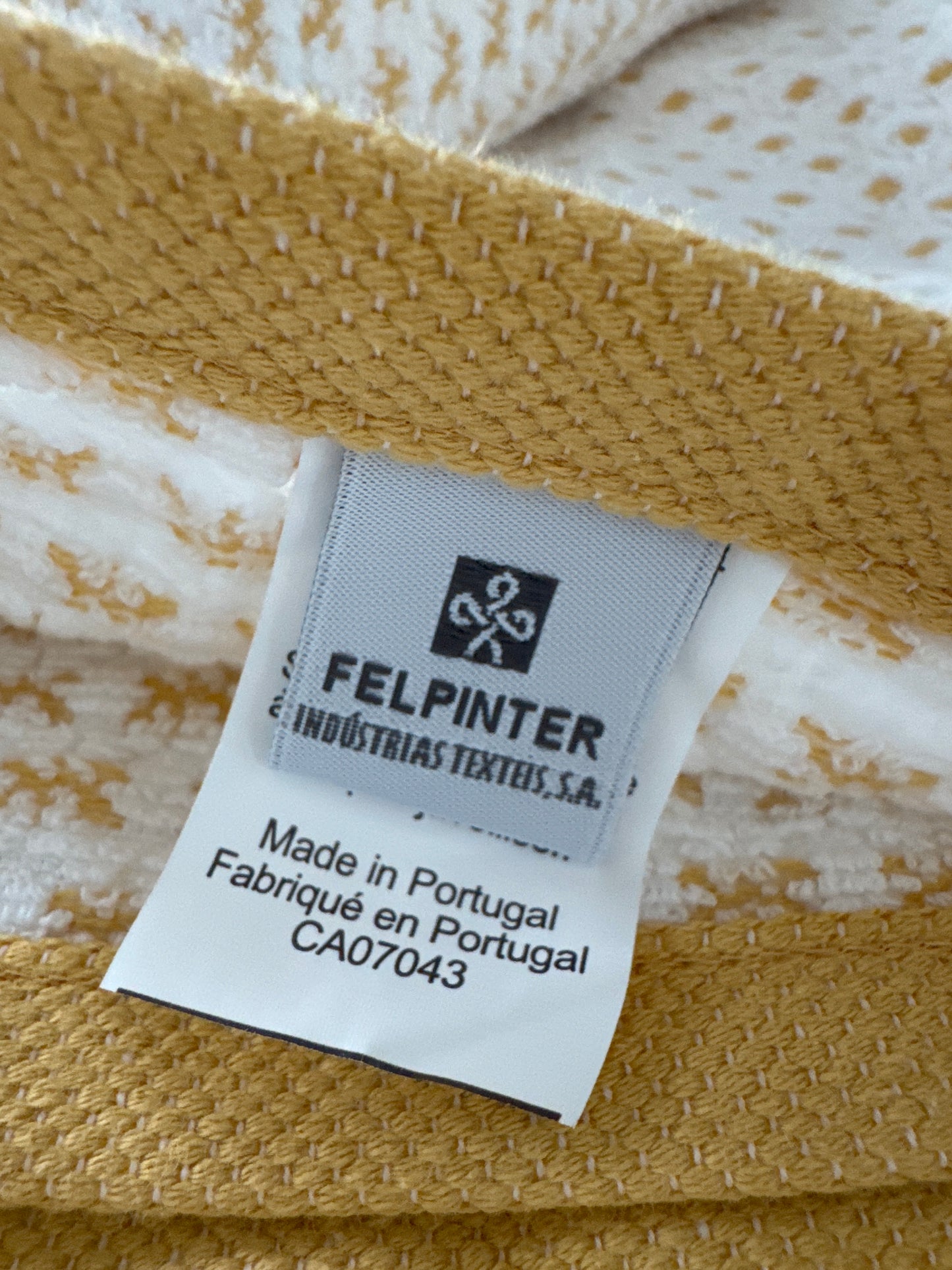 Set of 2 Thick Cotton Kitchen Towels – 19.5" x 27.5", Absorbent & Durable, Everyday Kitchen Use