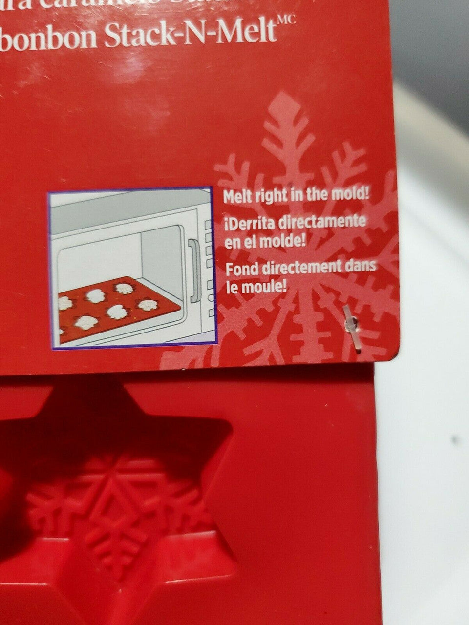Wilton Candy Melts SNOWFLAKE DESIGNS MOLD Red Silicone Winter Christmas 8