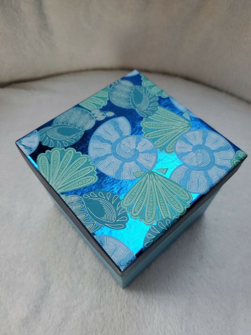 Greenbrier Co. Gift Box Hard Cardboard size 4×4×4 Nice decoration