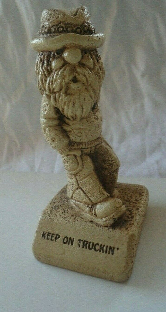 Keep on truckin vintage Paula 1975 W411 vintage wood figurine