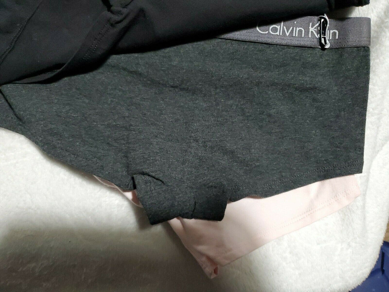 Calvin Klein 3 Pack Black Gray Heather Boyshort Panties Small