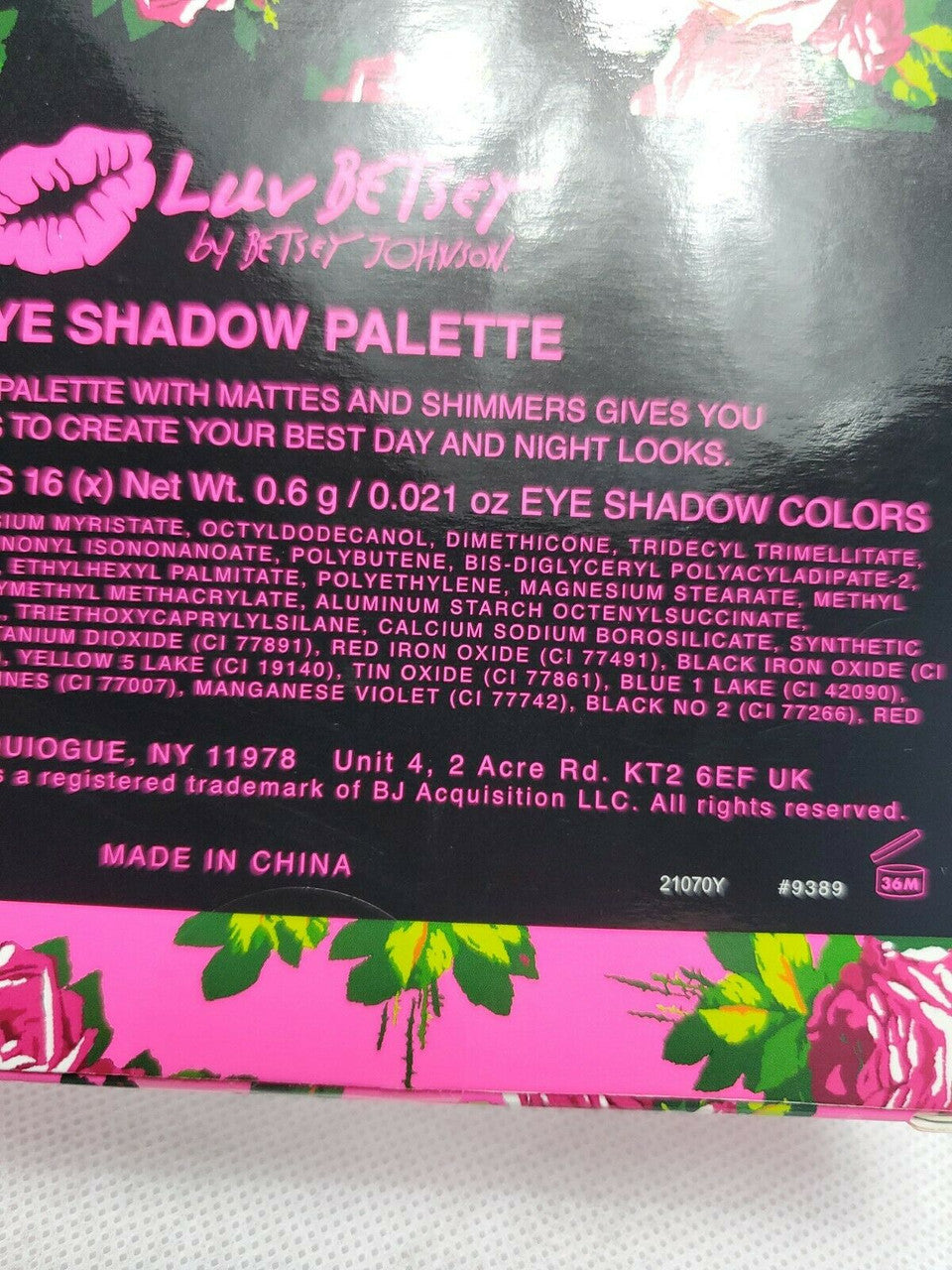 Betsey Johnson Blend It Babe Eye Shadow Palette 16x 6g/0.21oz 100% Vegan