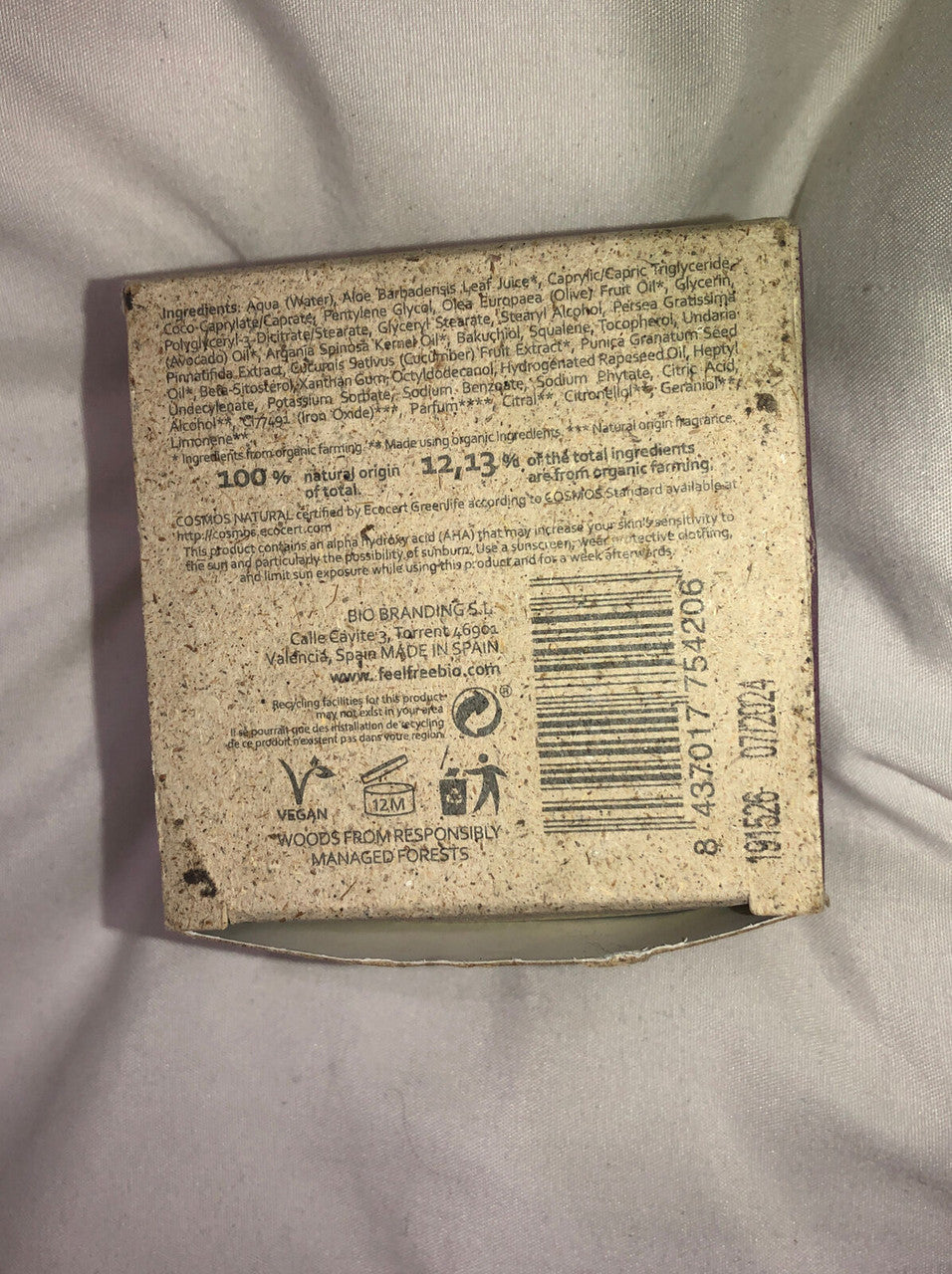 Cosmos Natural Feel Free Fussion Cream All Skin Types 1.69 fl oz exp: 07/24