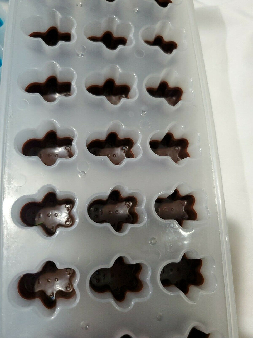 9 pack Silicone Ice Cube Trays Easy Pop Out BPA Free Easy Freeze Snowman Star