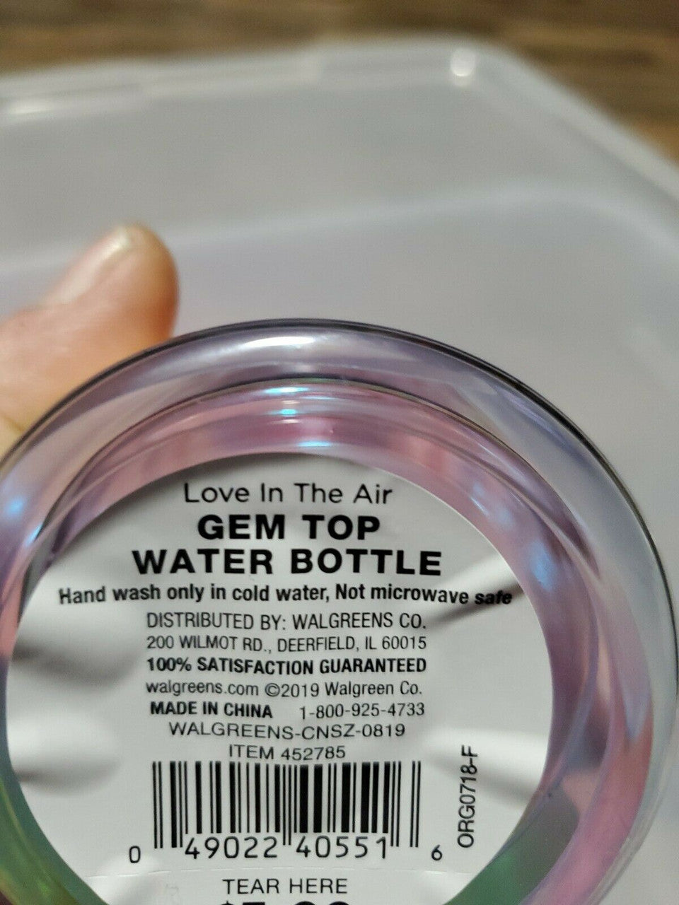 Love In The Air GEM Top Water Bottle 18.6 Fl Oz. Shine and Bright Pink