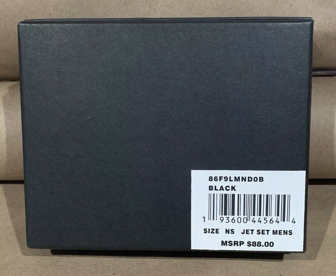 MICHAEL KORS Men Jet Set Slim Billfold Wallet in Black