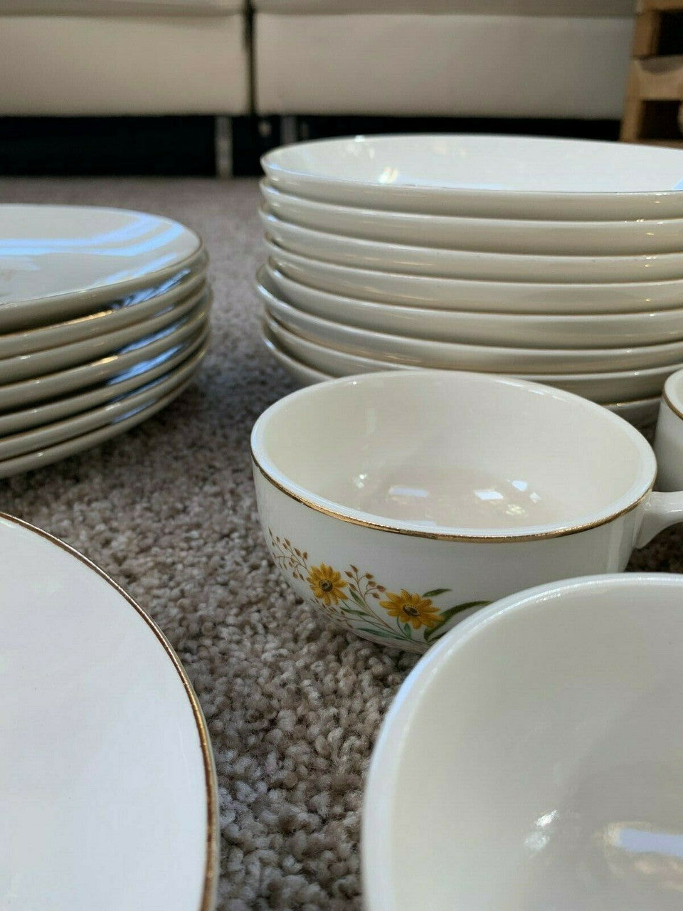 Vintage Royal China 22k Gold 40 pieces Suzan Yellow Flower Set