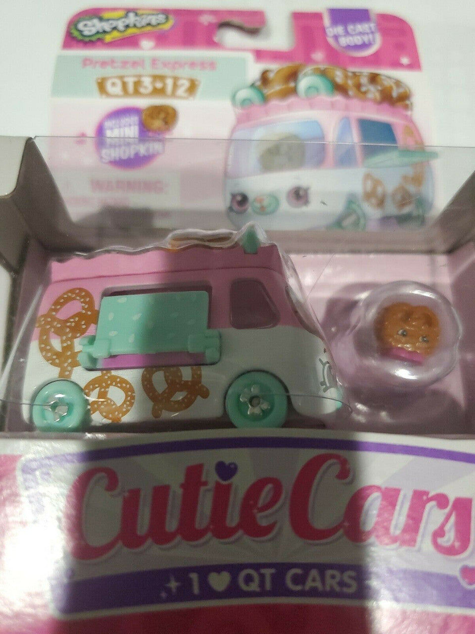 Shopkins Cutie Cars QT3-12 Pretzel Express Series 3