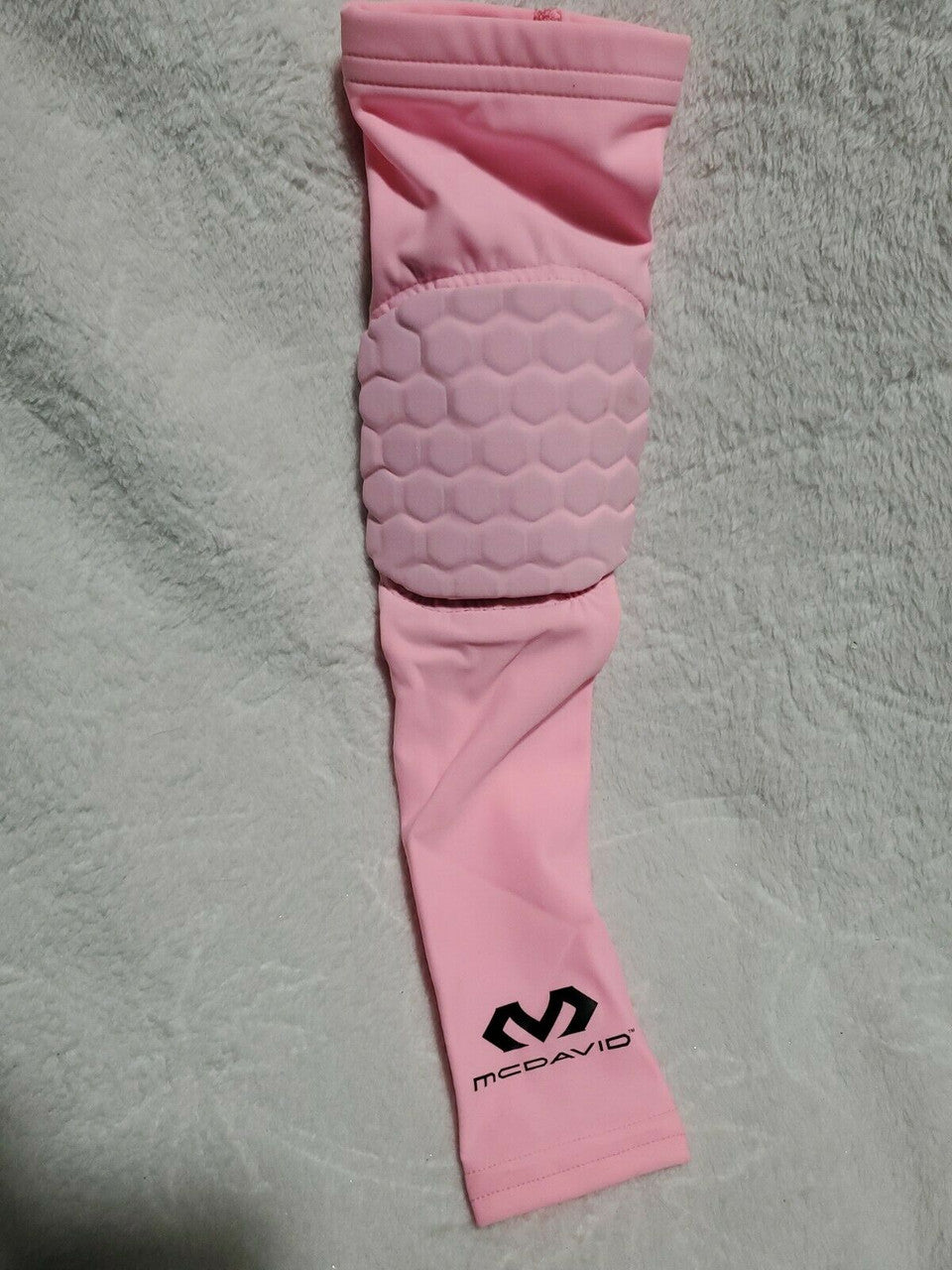 MCDAVID 6500 HEXPAD SHOOTER ARM SLEEVE ELBOW PAD PINK BREAST CANCER AWARENESS