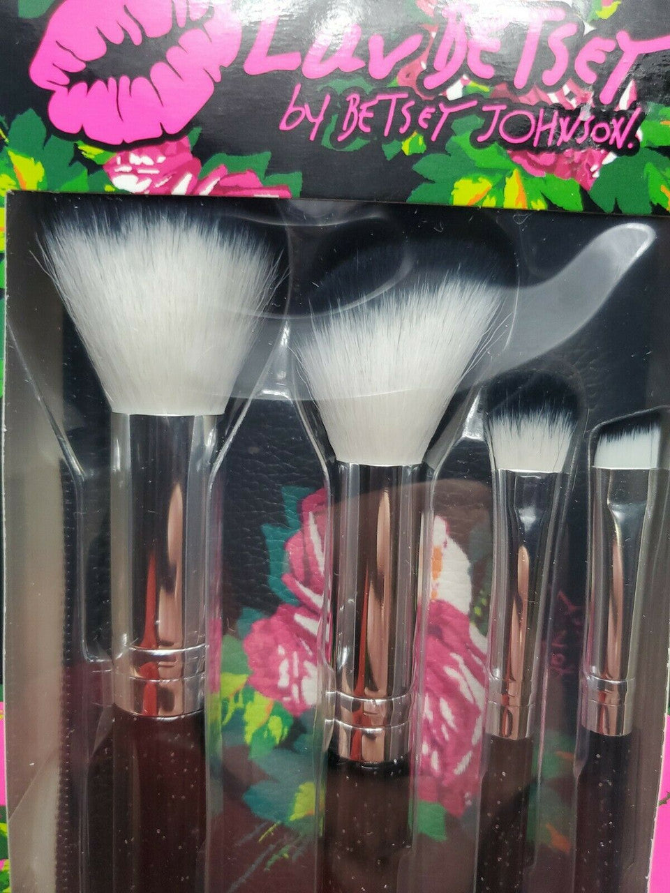 Luv Betsey By Betsey Johnson  Brush Kit With Cosmetic Bag 100%  Vegan