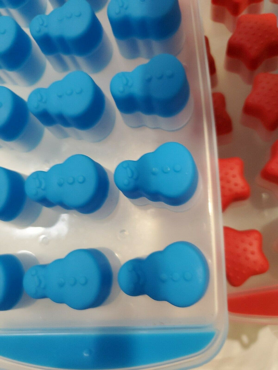 9 pack Silicone Ice Cube Trays Easy Pop Out BPA Free Easy Freeze Snowman Star