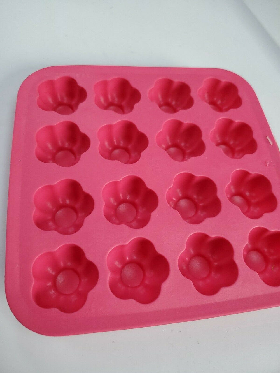 IKEA Flower Ice Cube Tray Mold 16 Cavity Pink. Used