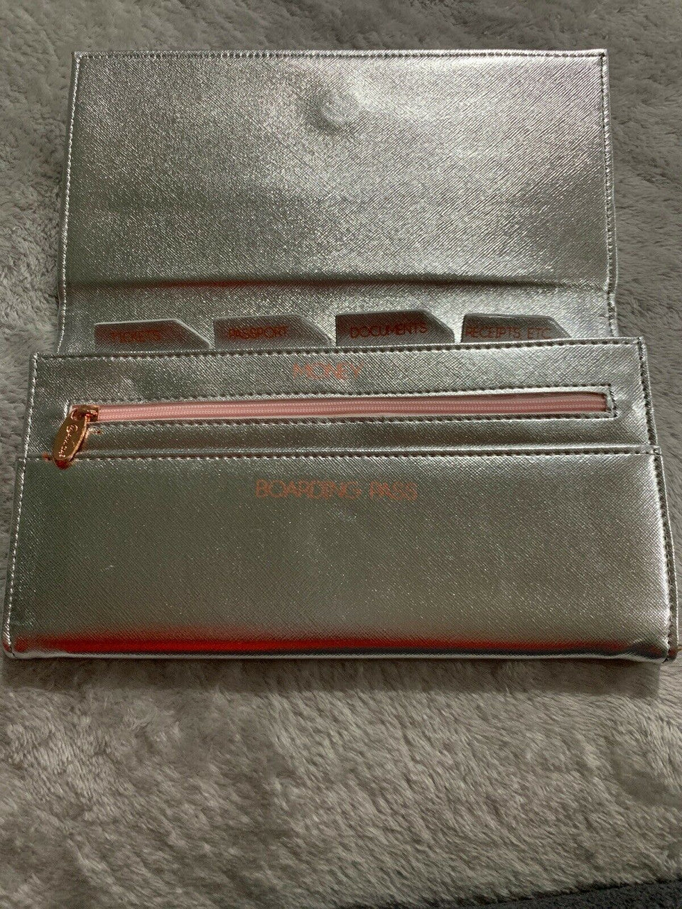 Miamica File Fly Passport Case Travel Wallet Document Organizer SILVER Metallic