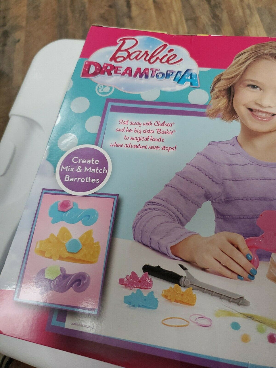 Barbie Dreamtopia Rainbow Styling Head 22 Piece Set Tiara Brush Curling Iron