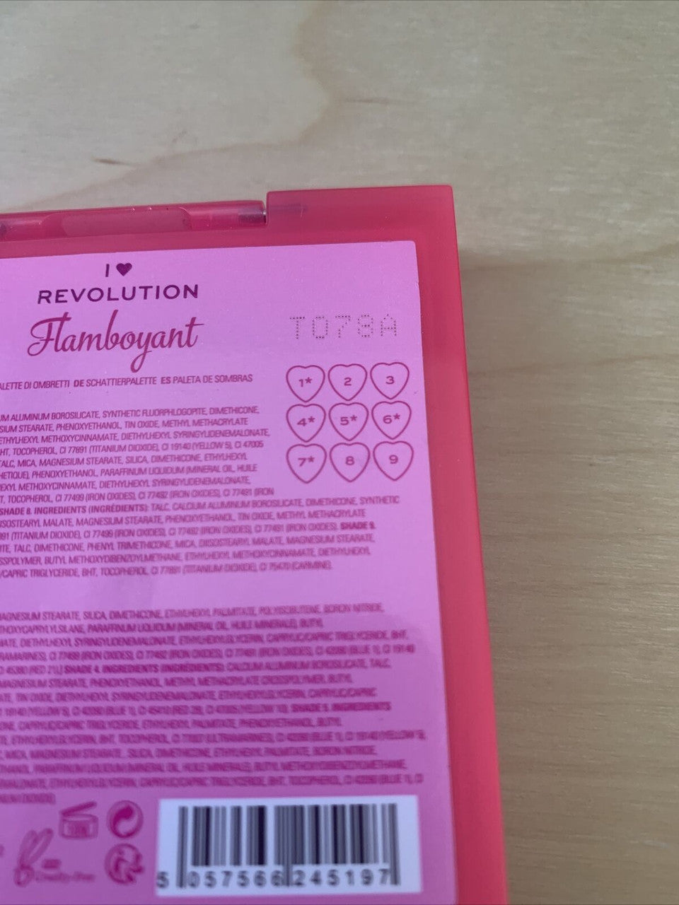 I Heart Revolution Heart Breakers Flamboyant Eyeshadow Palette