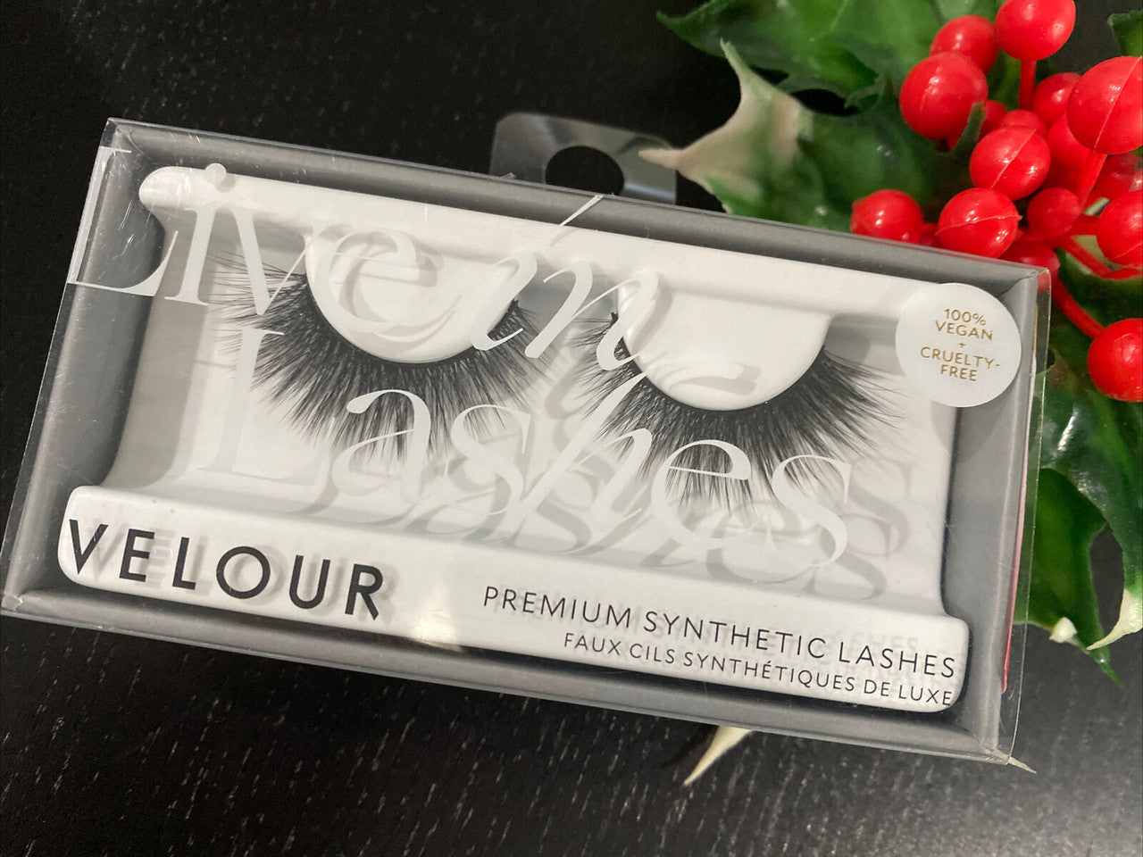 Velour Lashes 1 Pair 3-Dimensional  MOMMA KNOWS BEST Synthetic Premium