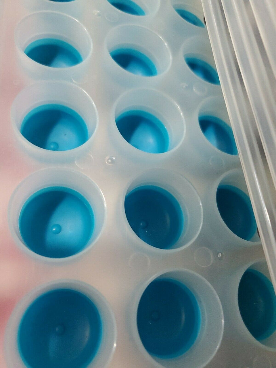 9 pack Silicone Ice Cube Trays Easy Pop Out BPA Free Easy Freeze Snowman Star