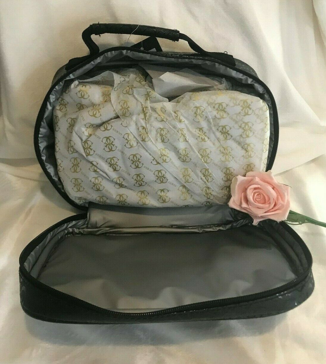 Guess Tote / Handbag Ladies Junction Travel Lunchbox Black/Glossy