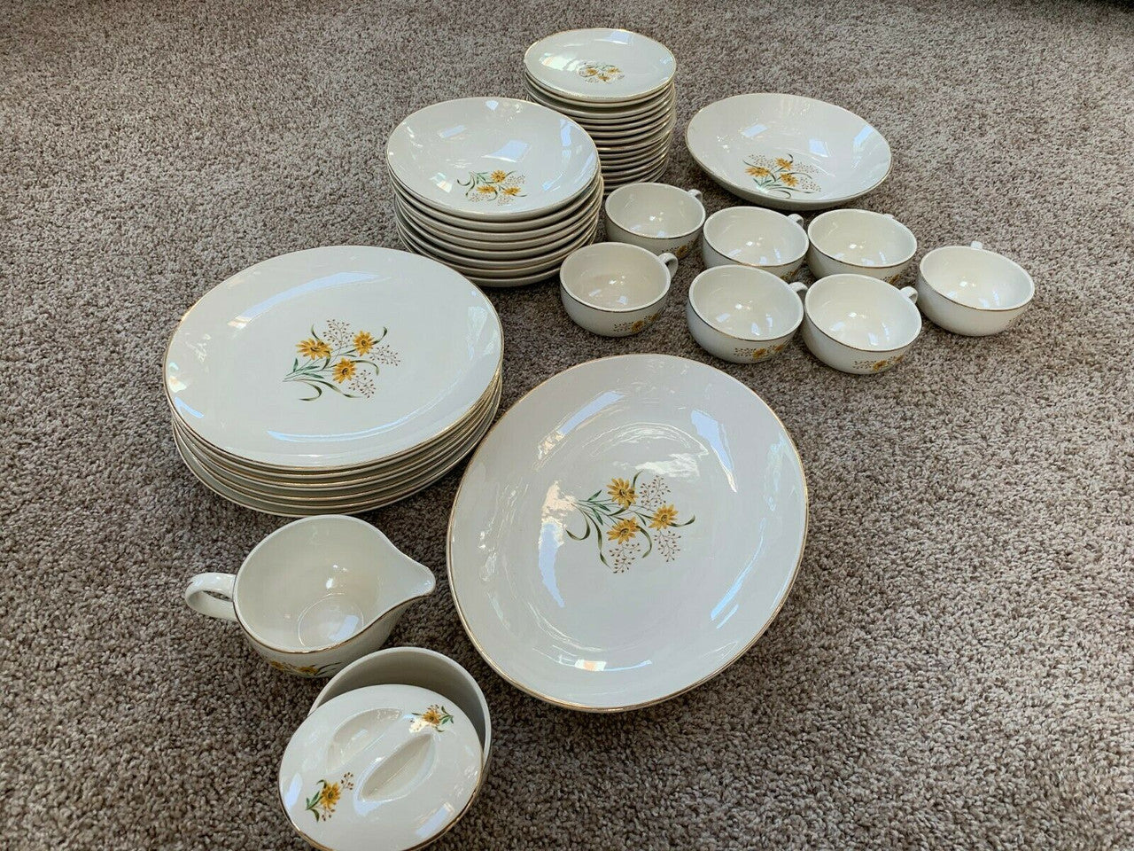 Vintage Royal China 22k Gold 40 pieces Suzan Yellow Flower Set