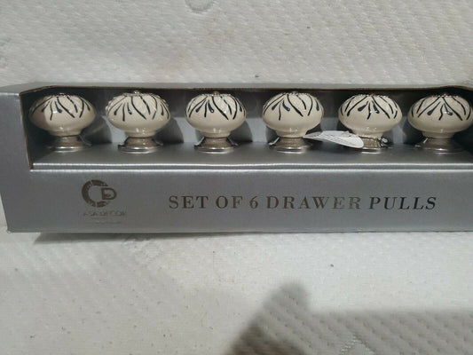 CASA DECOR Home Design CERAMIC Drawer Knobs / Pulls Set of  6