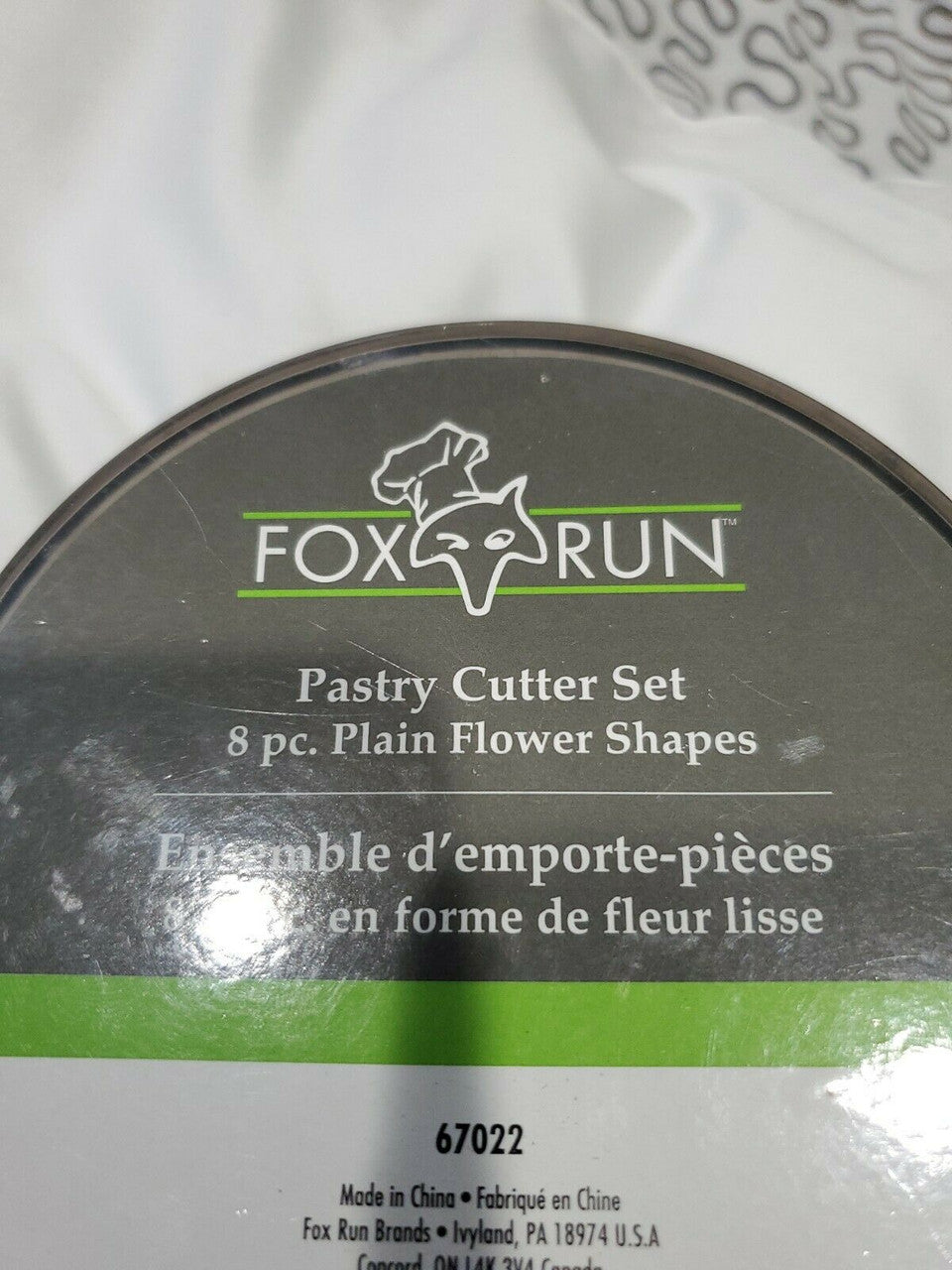 Fox Run Pastry Cutter Set of 8 Plain Flower shape