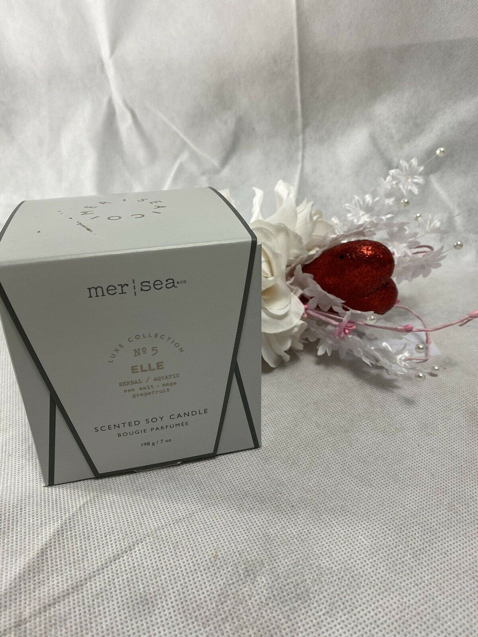 Anthropologie Mer-Sea ELLE no5 soy Candle 7oz. Sea salt Sage Grapefruit
