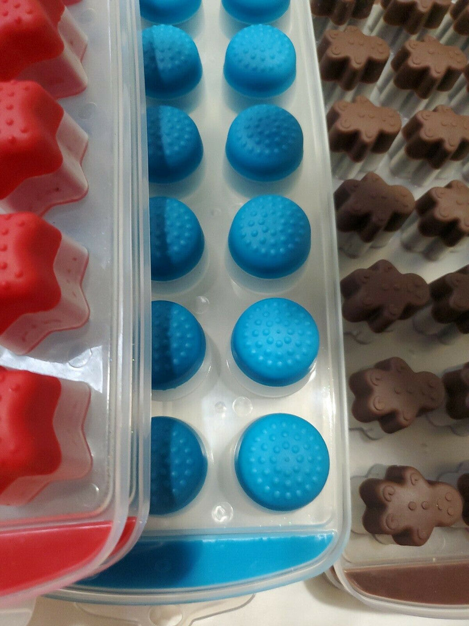 9 pack Silicone Ice Cube Trays Easy Pop Out BPA Free Easy Freeze Snowman Star