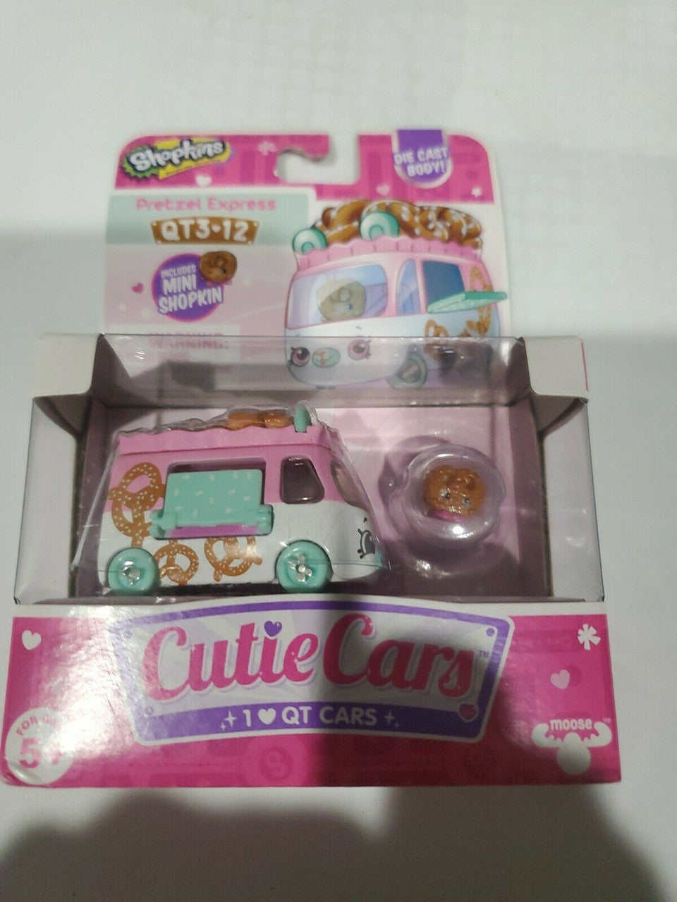 Shopkins Cutie Cars QT3-12 Pretzel Express Series 3