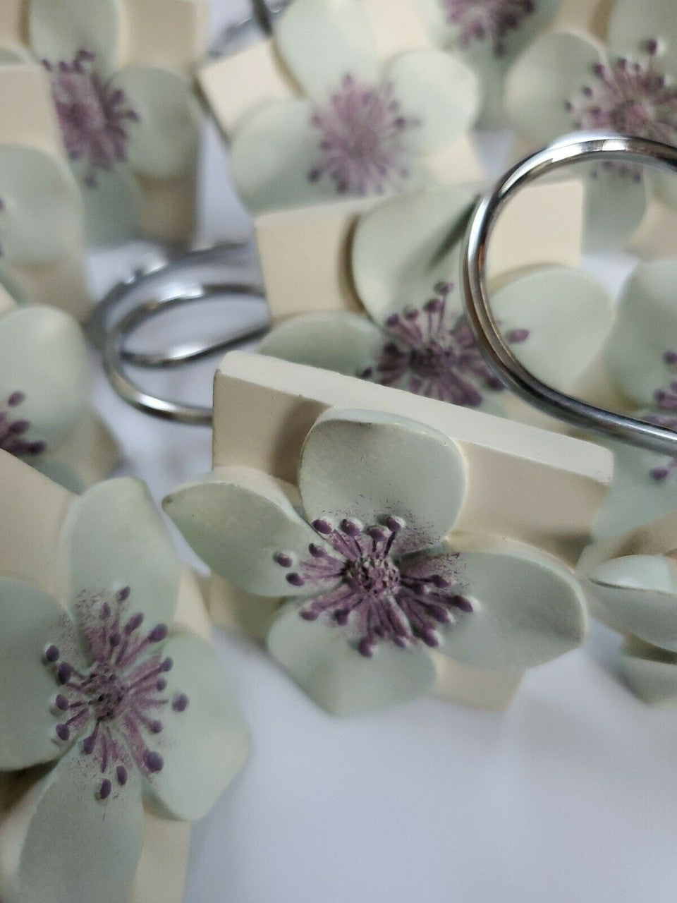 Set Of 12 Flowers Shower Hooks Cute unbranded