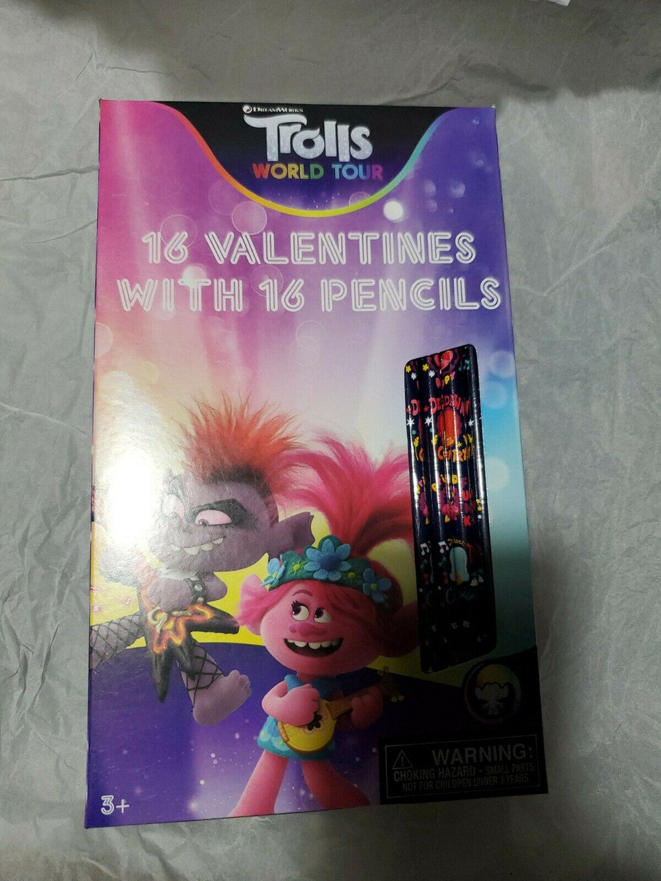 TROLLS WORLD TOUR  16 Valentines with 16 Pencils