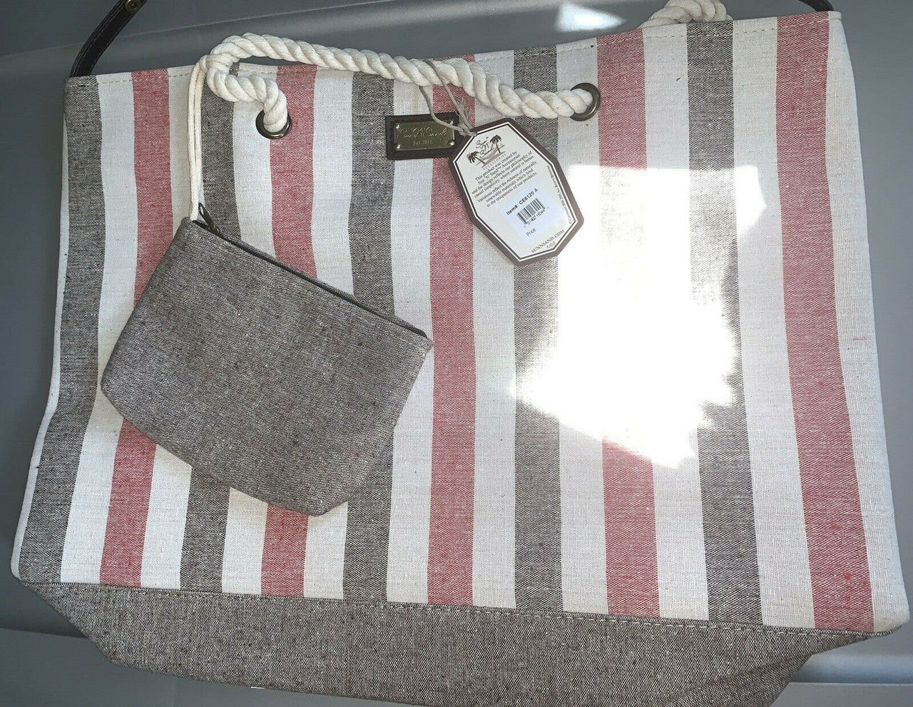 Sun n’ Shade Accessories Casuals Large Totes w/pouch