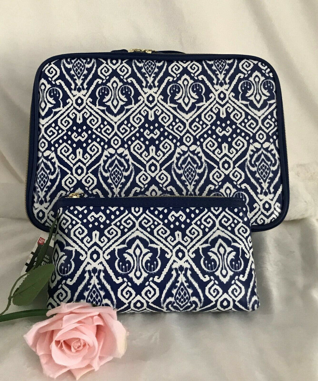 Global Getaway 5 pcs set weekender  travel set and makeup pouch