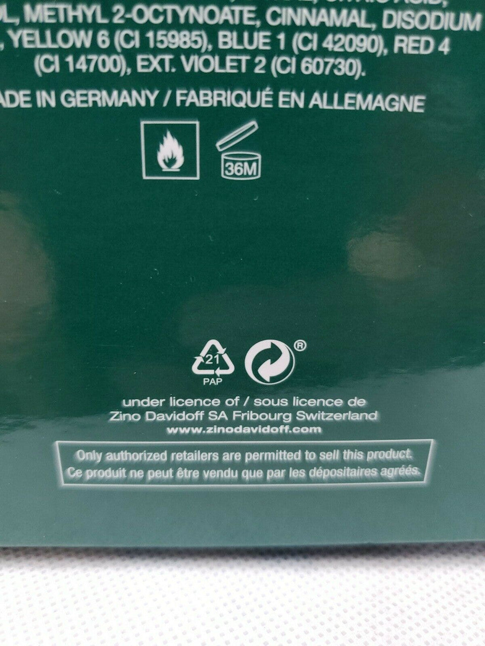 Davidoff Run Wild men’s 2-piece gift set with EDT and shower gel – green packaging with cracked outer sleeve