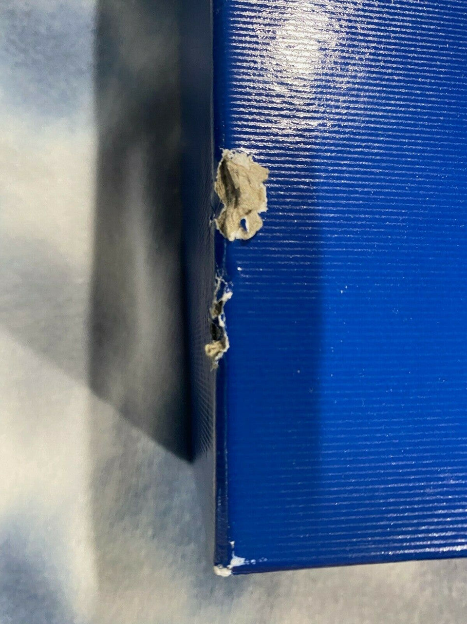 Salvatore Ferragamo Acqua Essenziale Blu 3-piece men’s fragrance gift set with EDT, shower gel, and aftershave in blue box