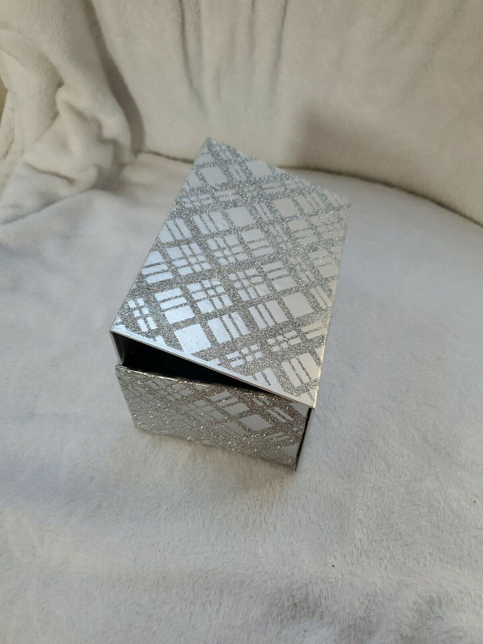 Greenbrier Co. Gift Box Hard Cardboard size 7×4×4 Nice decoration
