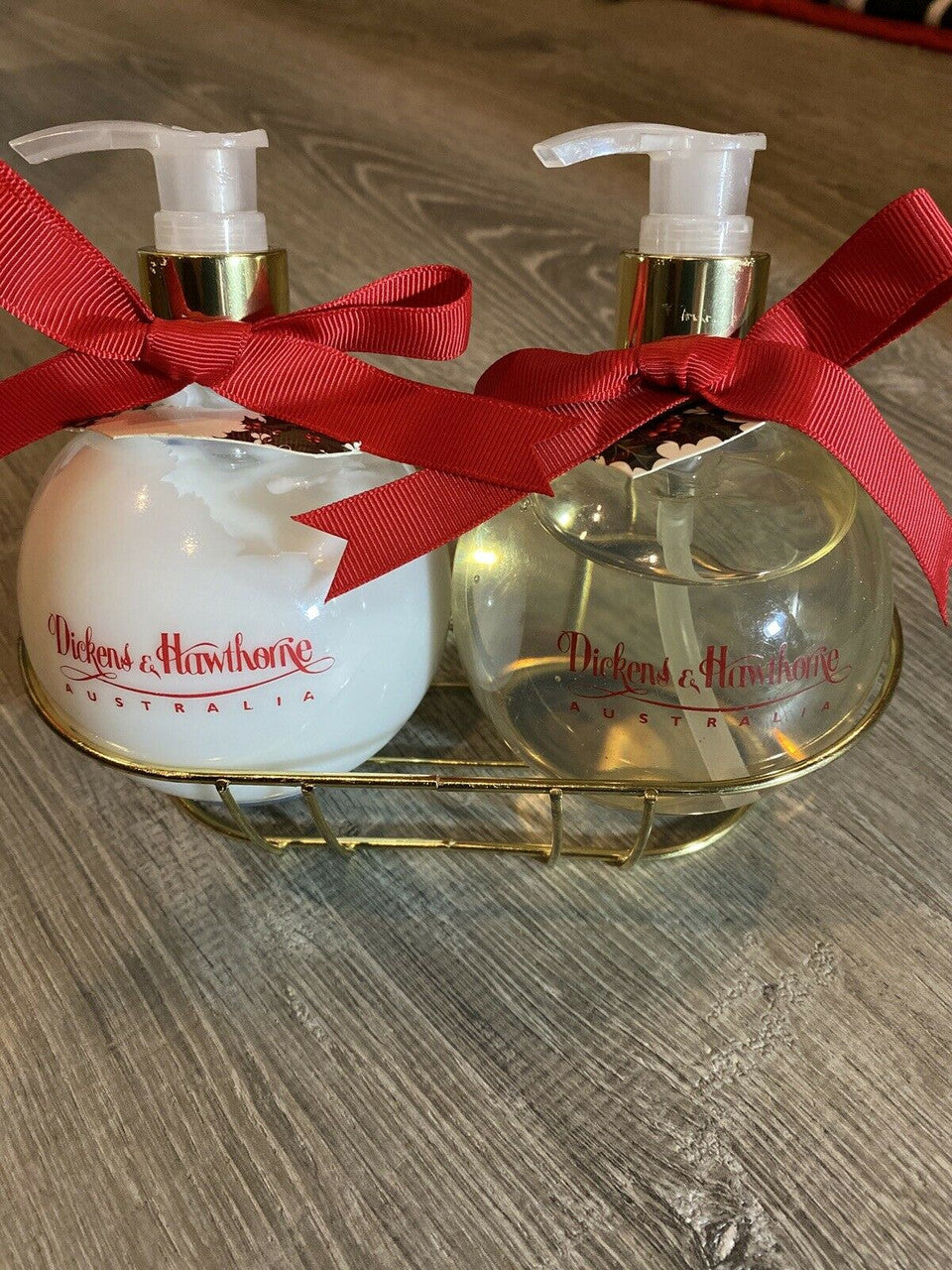 Hand Soap & Lotion Dickens & Hawthorne 13 Oz Each w/ Metal Tray CARAMELIZED PEAR
