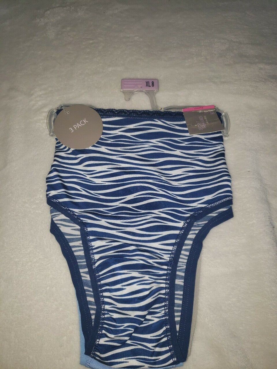 Secret Treasure Intimates XL/XG (8) Cheeky Briefs 3 Pack