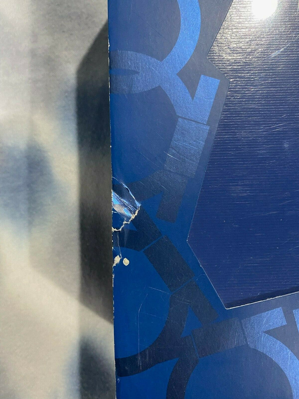 Salvatore Ferragamo Acqua Essenziale Blu 3-piece men’s fragrance gift set with EDT, shower gel, and aftershave in blue box