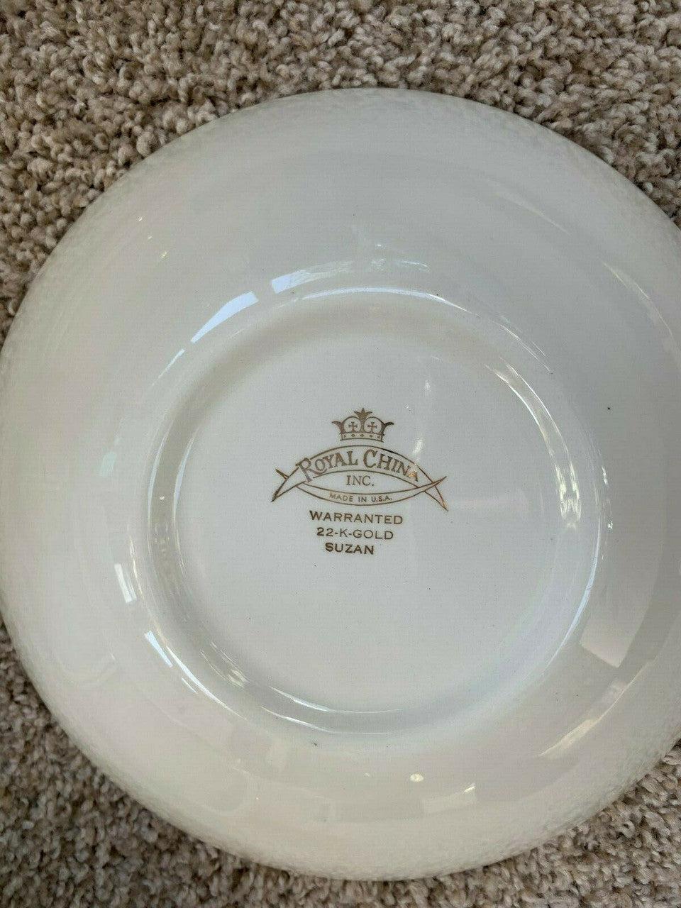 Vintage Royal China 22k Gold 40 pieces Suzan Yellow Flower Set