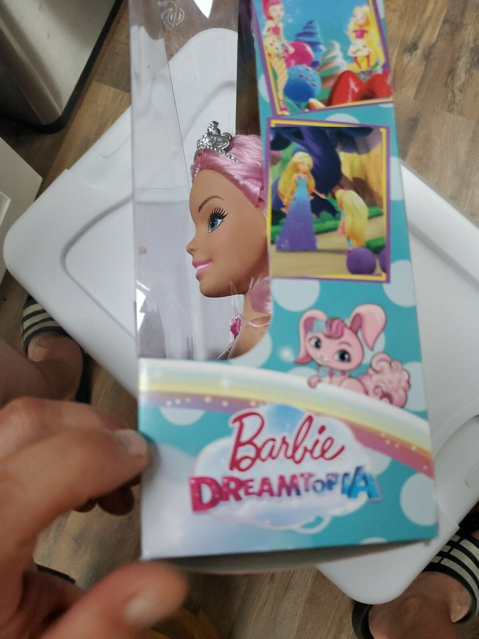 Barbie Dreamtopia Rainbow Styling Head 22 Piece Set Tiara Brush Curling Iron