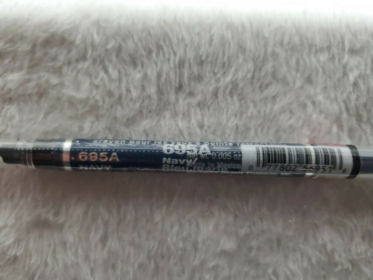 Wet N Wild Mega Last Retractable Eye Pencil Smudger 695A Shade Sealed navy blue
