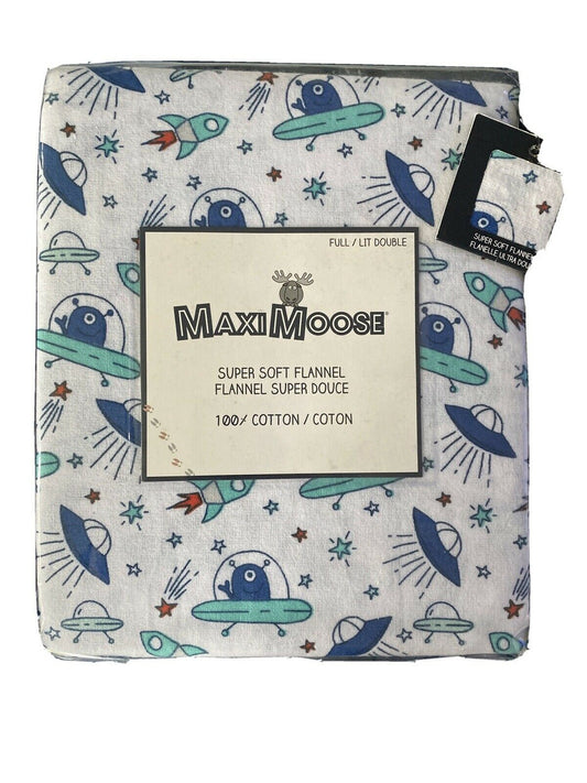 This image displays a set of MaxiMoose super soft flannel bedding, designed with a playful and whimsical Space Jam theme. The bedding set includes four pieces, tailored for a full-sized bed, and is made from 100% cotton for comfort and durability.