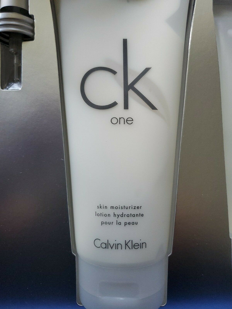 Calvin Klein CK One 4-piece fragrance and grooming gift set