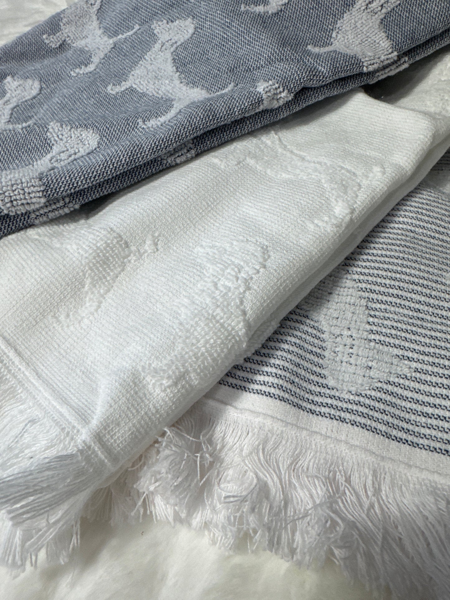 Set of 3 Oversized Turkish Cotton Towels – Dog Design, 20” x 30”