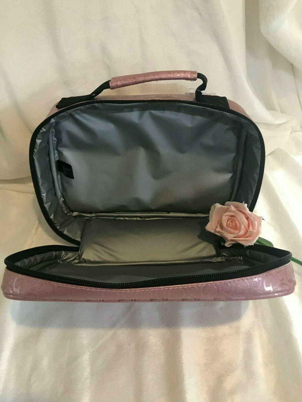 Tote Insulated & Lunch Box Gift Set Junction Travel Guess